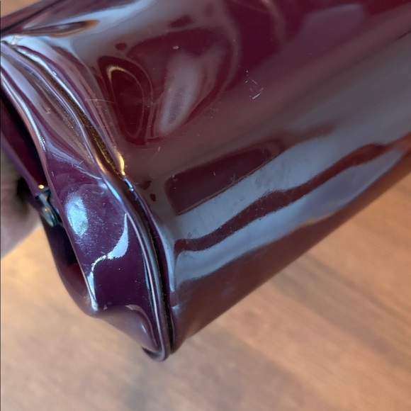 GOLDCREST LEATHERGOODS - MCM Vintage Plum Patent Leather Handbag - Picture 8 of 10